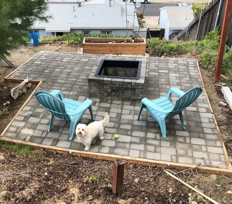 patio with wooden pallet planter
