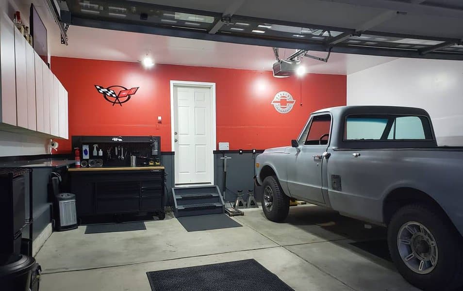 simple garage with red and white walls