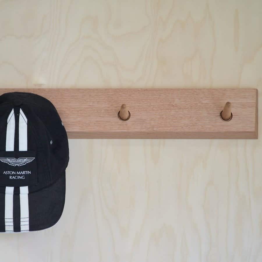 Wood hat rack