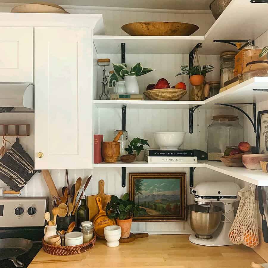 Rustic kitchen with vertical decor