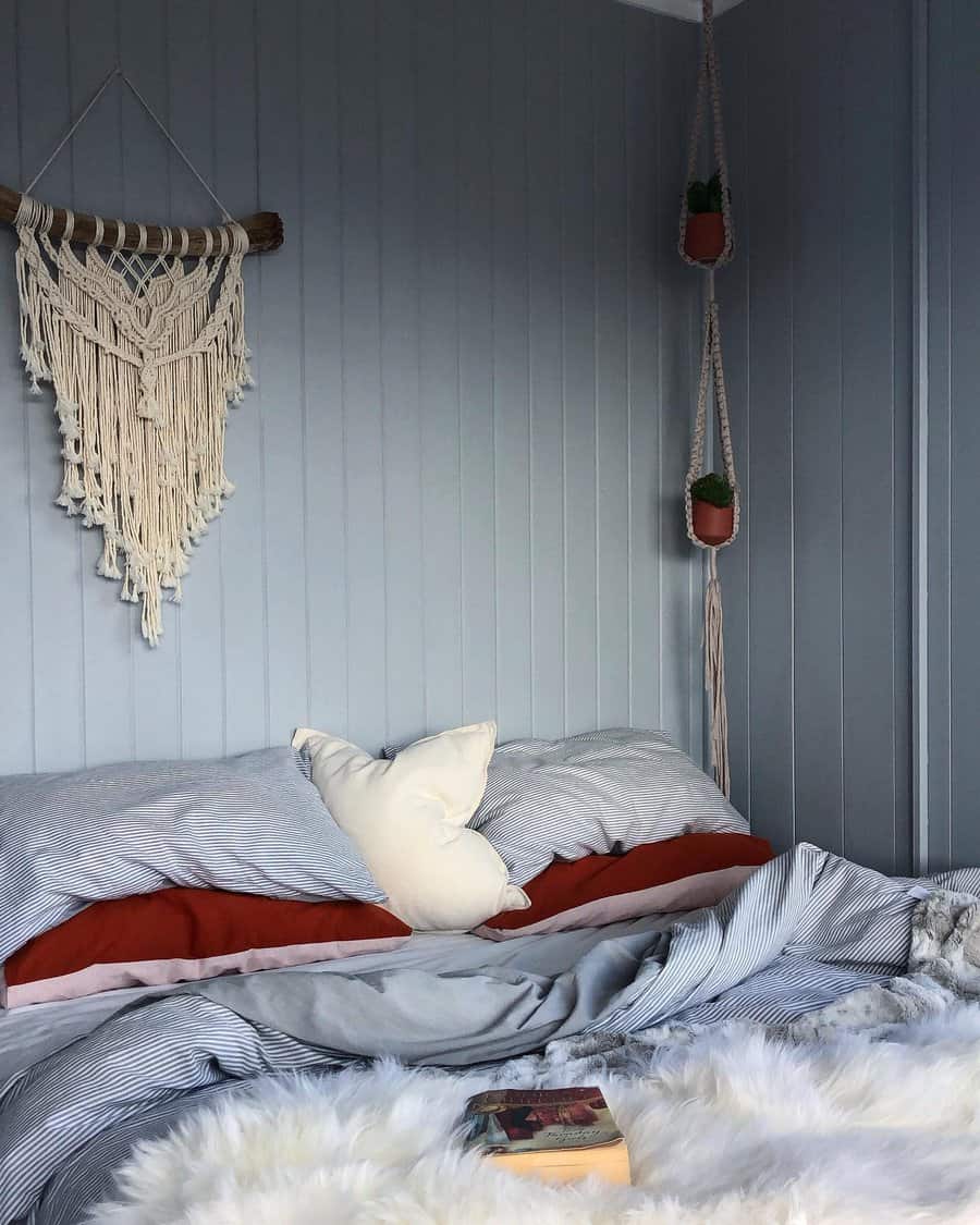 Bohemian bedroom with macrame and fur throw