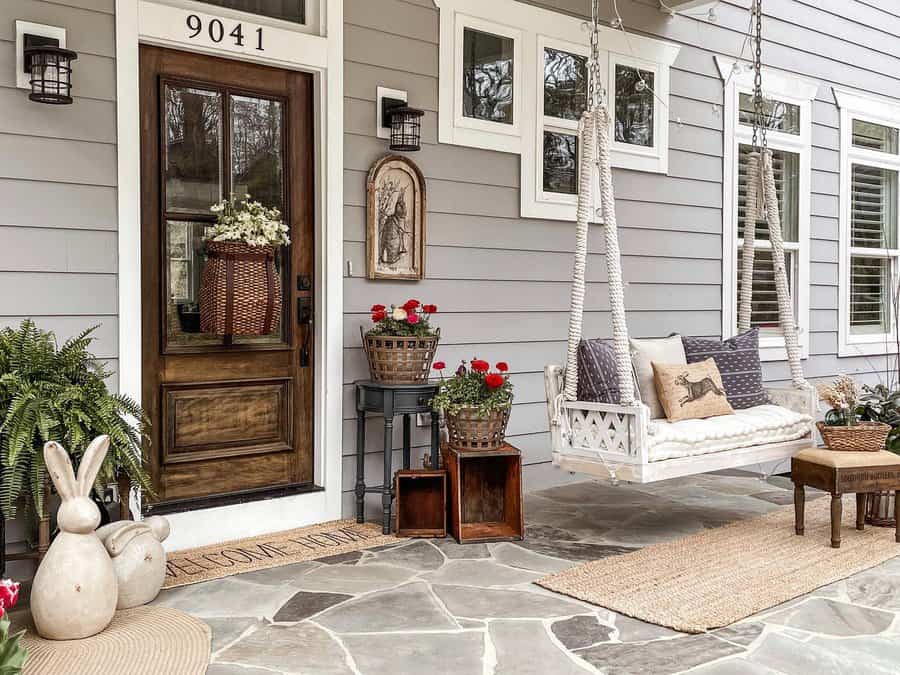 porch with rug