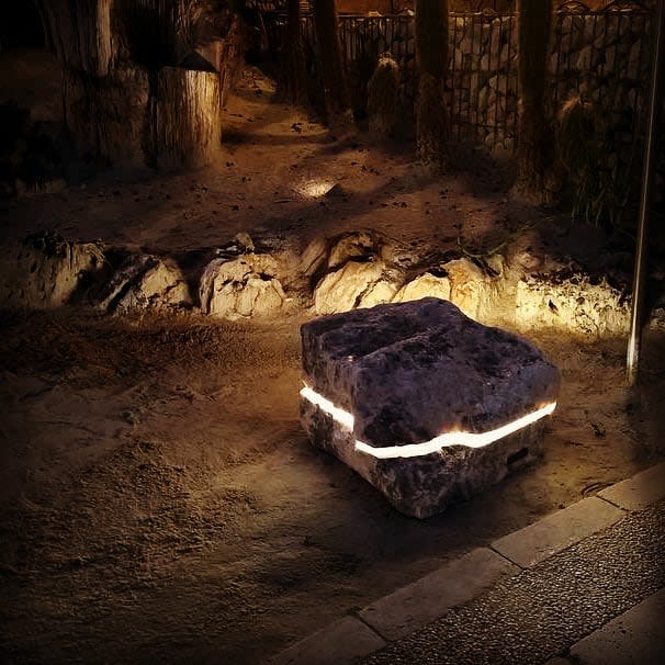 Camouflage Rock Garden Lighting