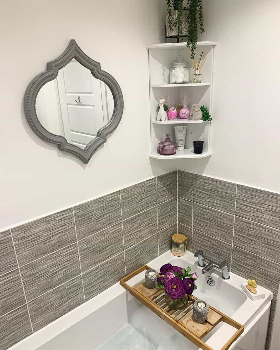 Recessed bathroom shelf