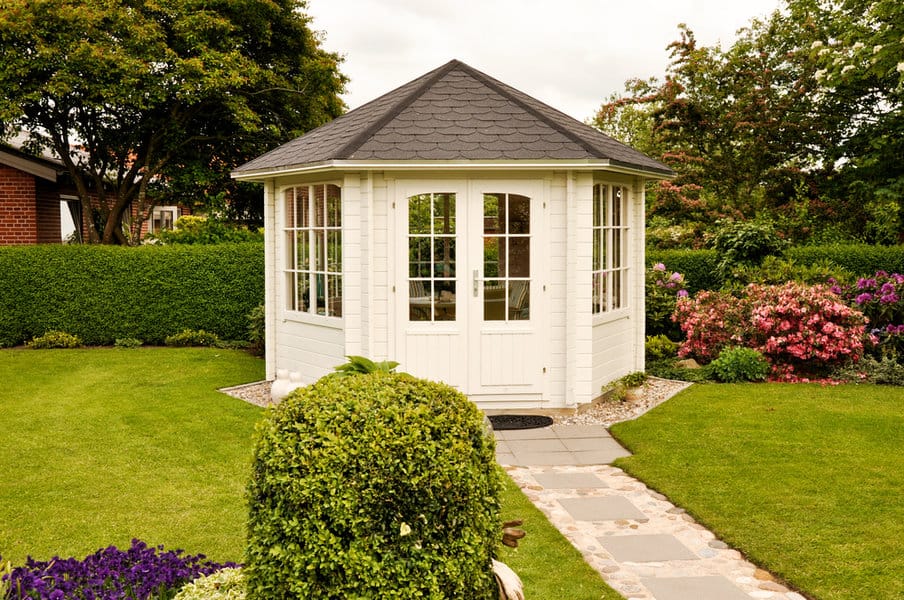 Enclosed gazebo