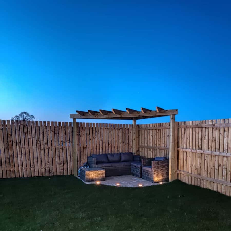 Pergola that match backyard fence