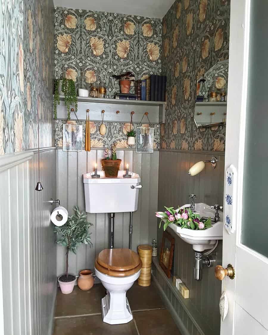 small bathroom with decorative wallpaper