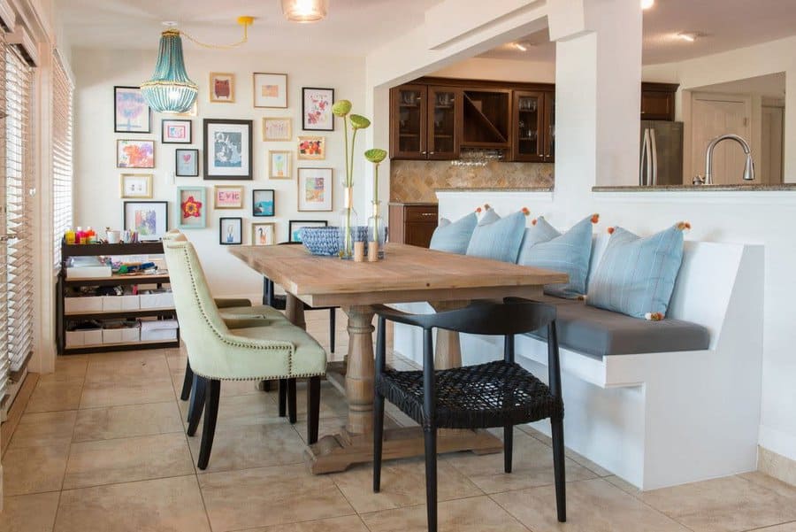 Kitchen dining nook