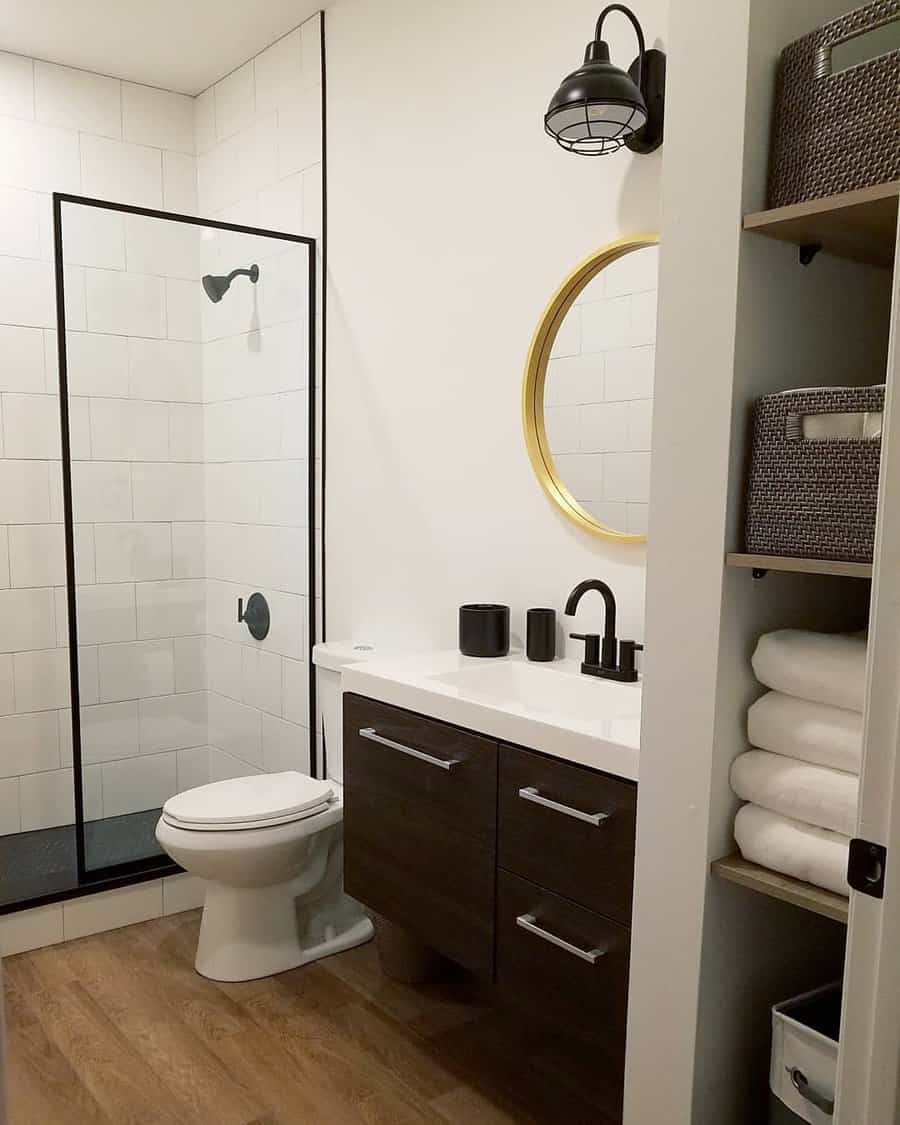 Basement Bathroom With Accent Mirror