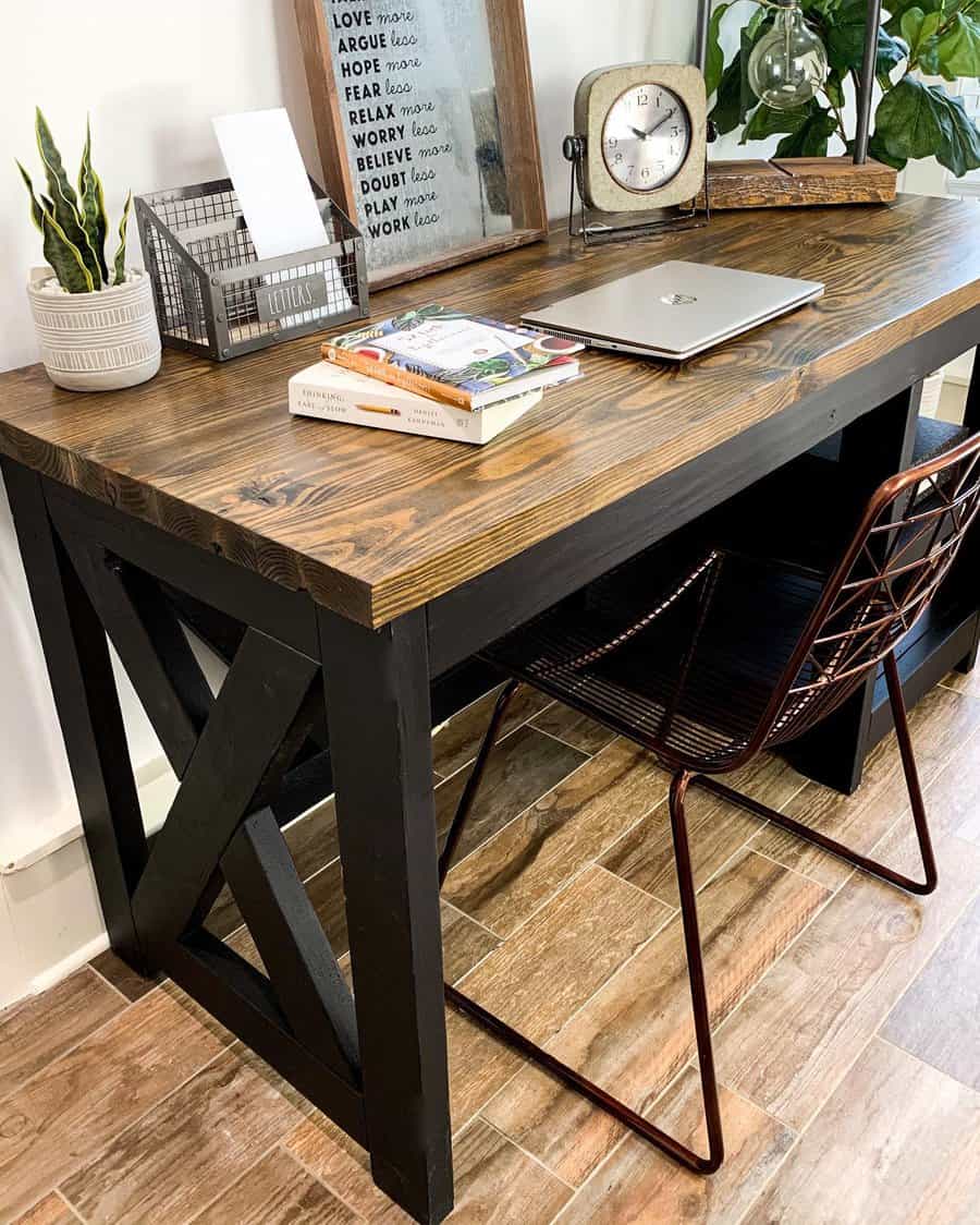 Farmhouse Home Office Desk Ideas cr.woodworks