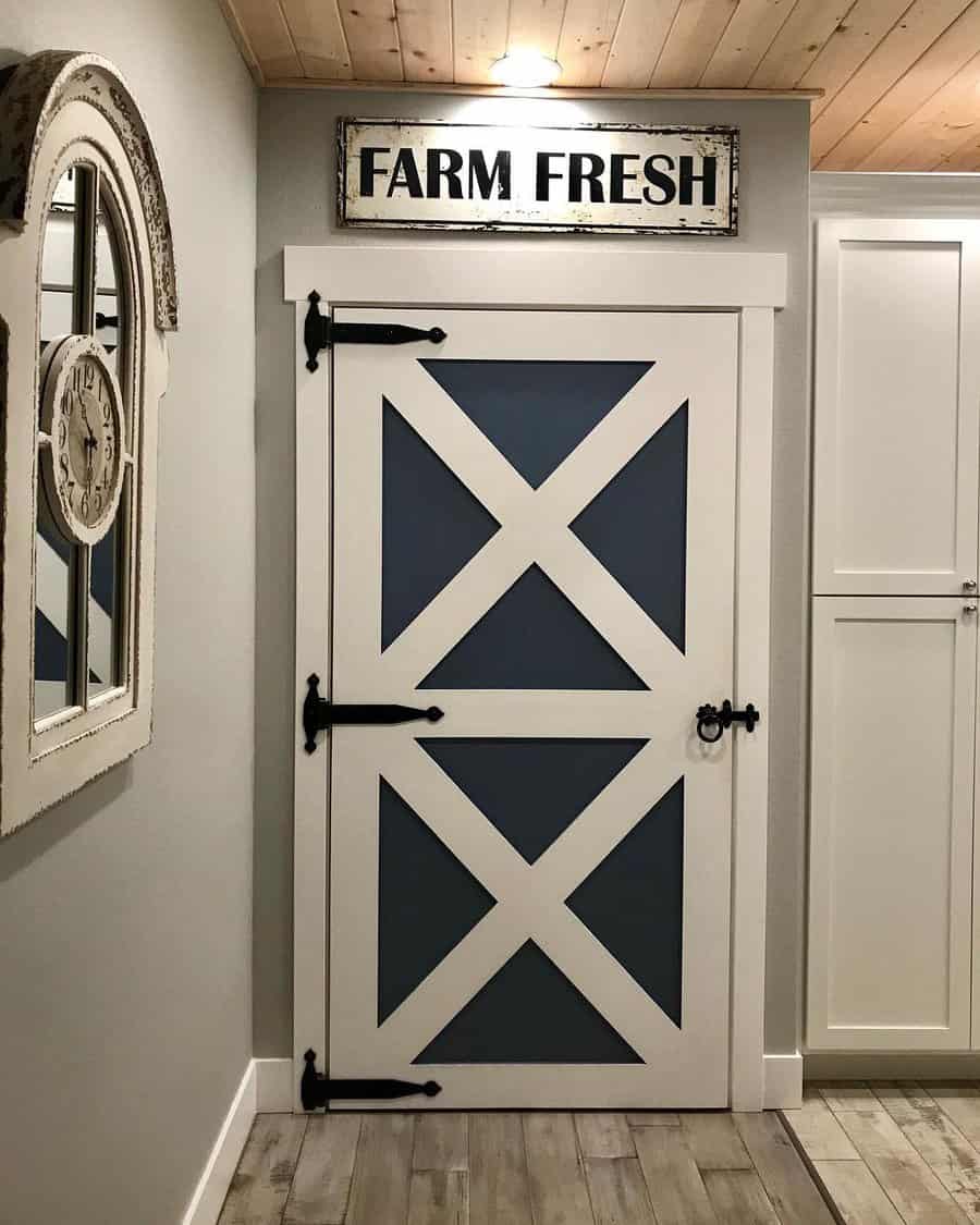 Farmhouse Pantry Door Ideas heidischnellercook
