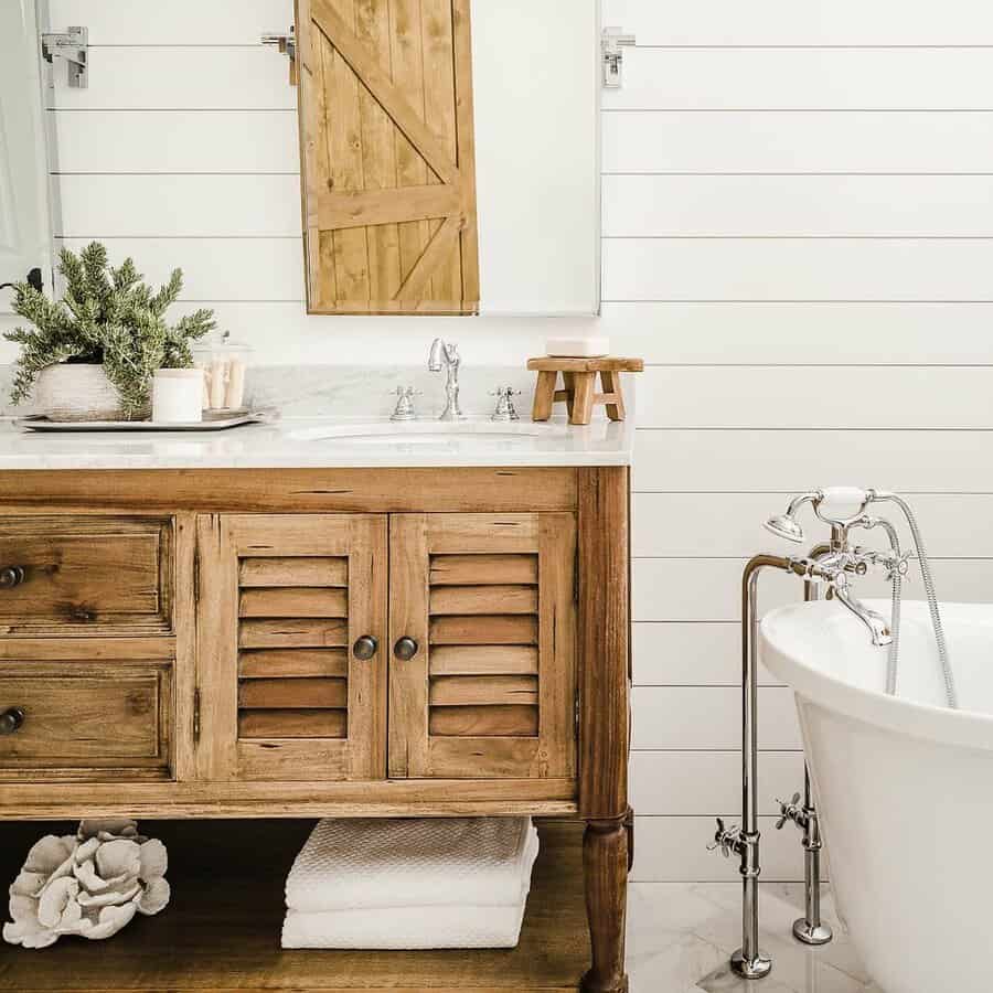 Wooden vanity wash basin