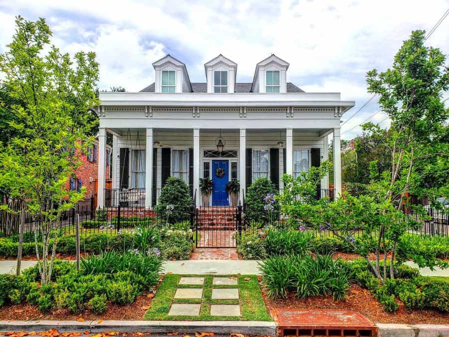 Front garden with pavers on grass