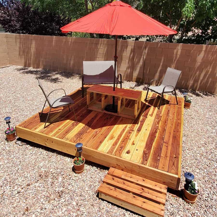 Wooden pallet deck