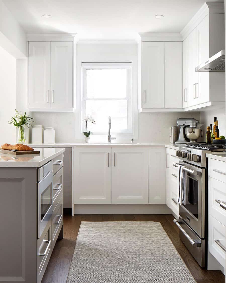 Ceiling extended white cabinet