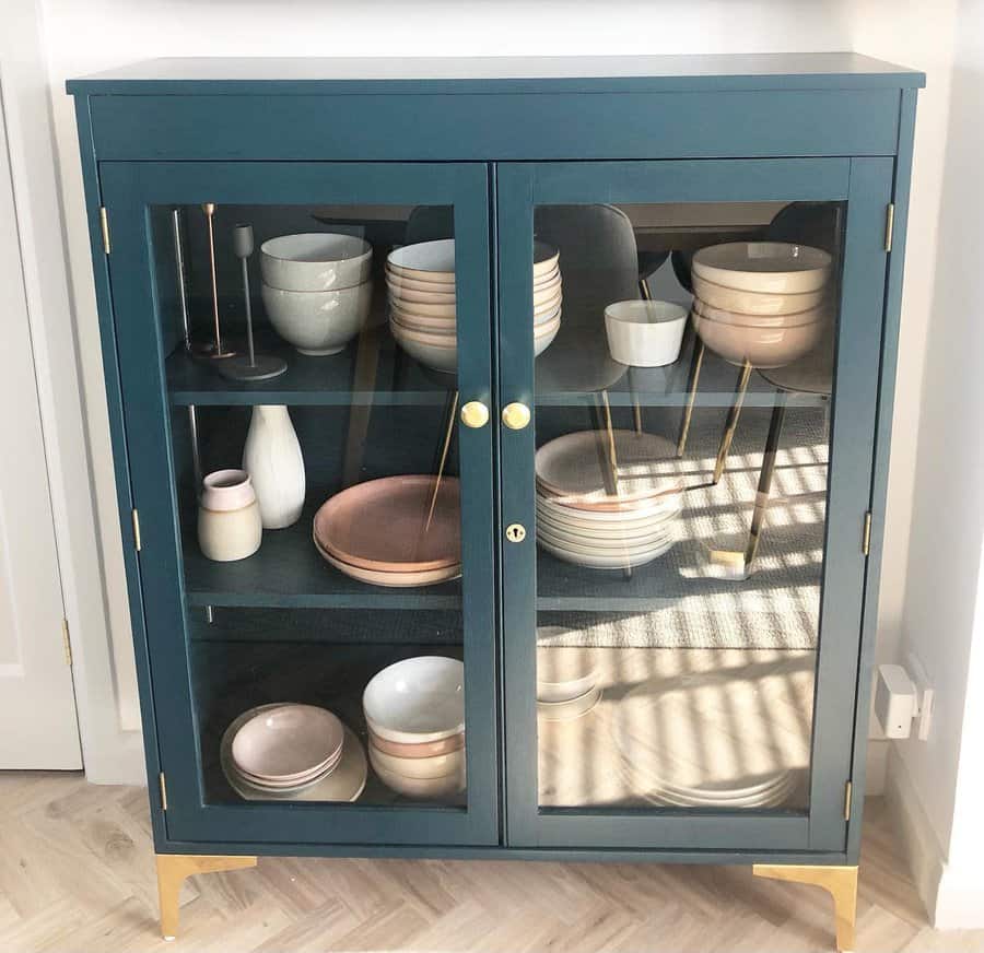 Glass cabinet 