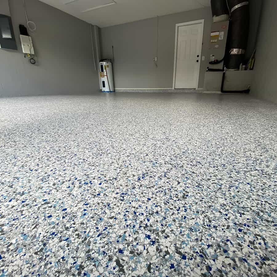 garage with neutral grey wall and floor