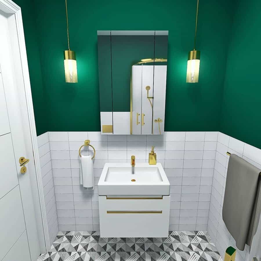 Emerald green bathroom walls