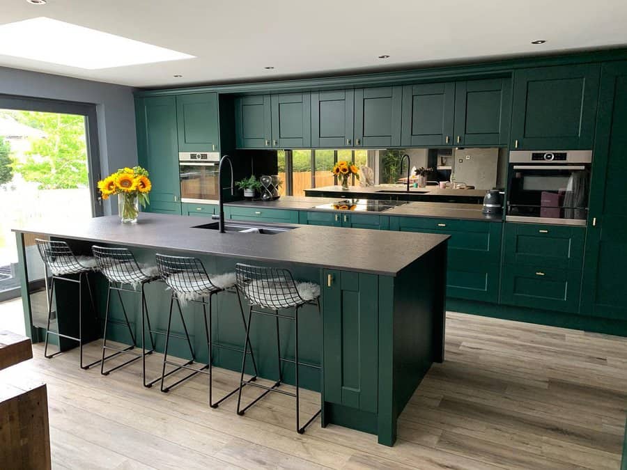 Green for kitchen cabinets