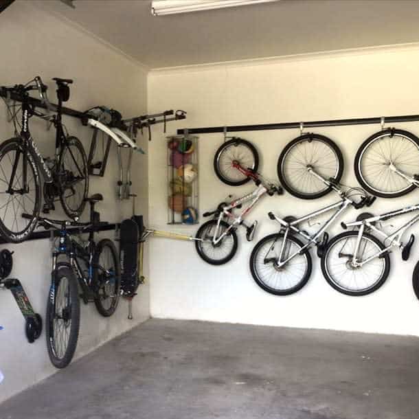 Wall mounted metal bike rack