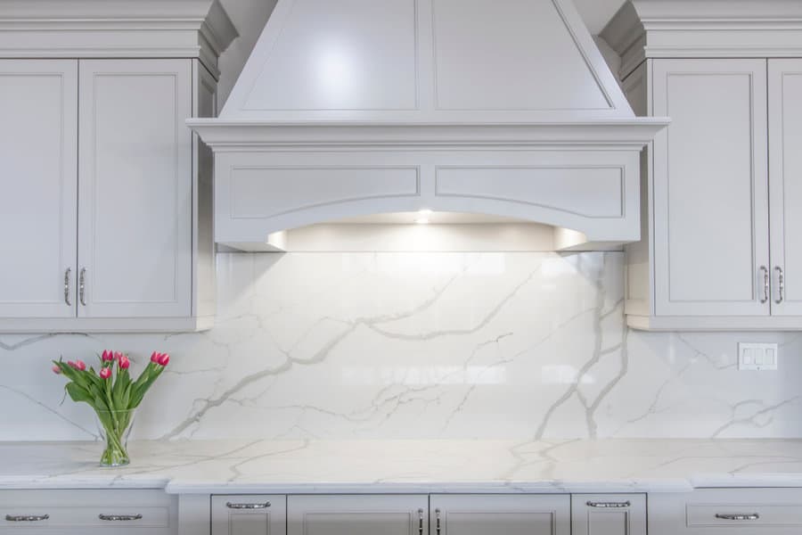 Marble kitchen backsplash