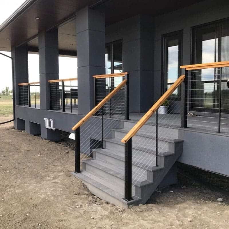 Cable deck railing