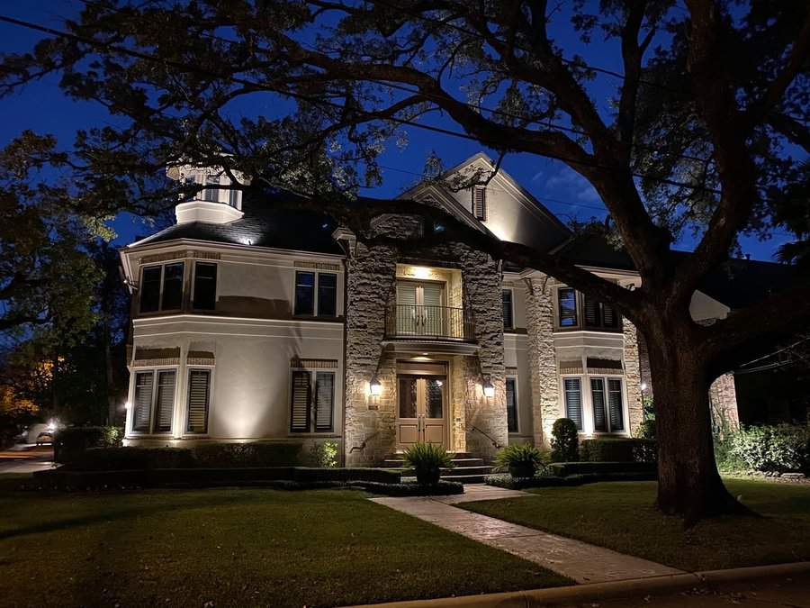 House Landscape Lighting Ideas houstonlightscapes 1