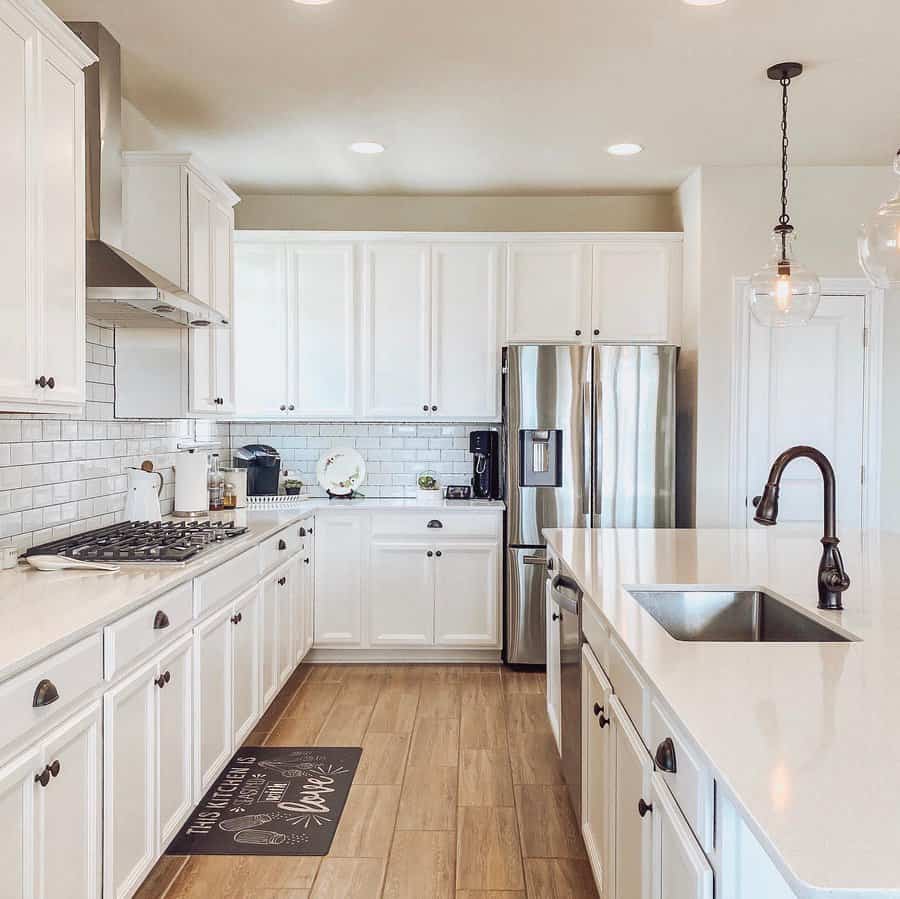 Kitchen island with sink