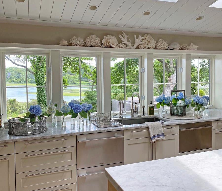 Kitchen coastal decor