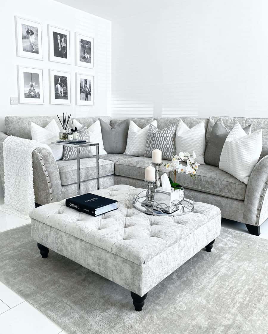 Sleepers sofa for small space living room