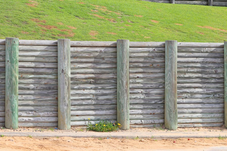 Log wall