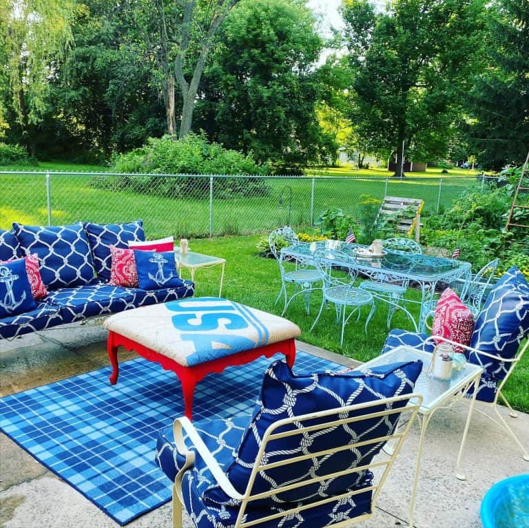 17 Cheap Backyard Patio Ideas That You Can DIY Trendey