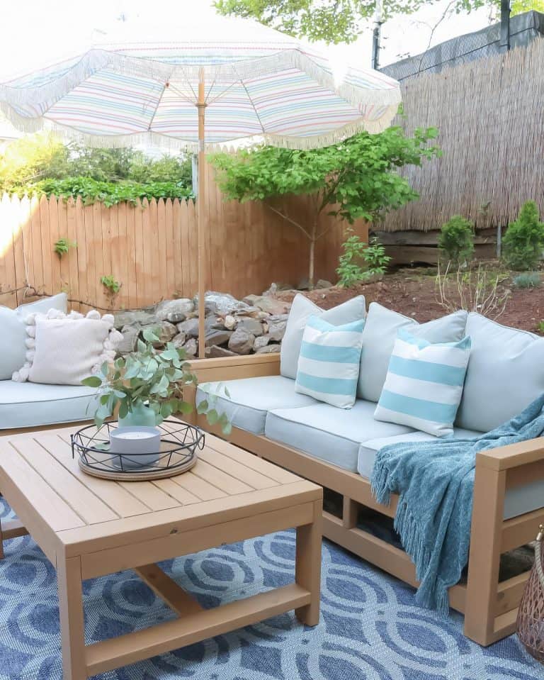 17 Cheap Backyard Patio Ideas That You Can DIY Trendey