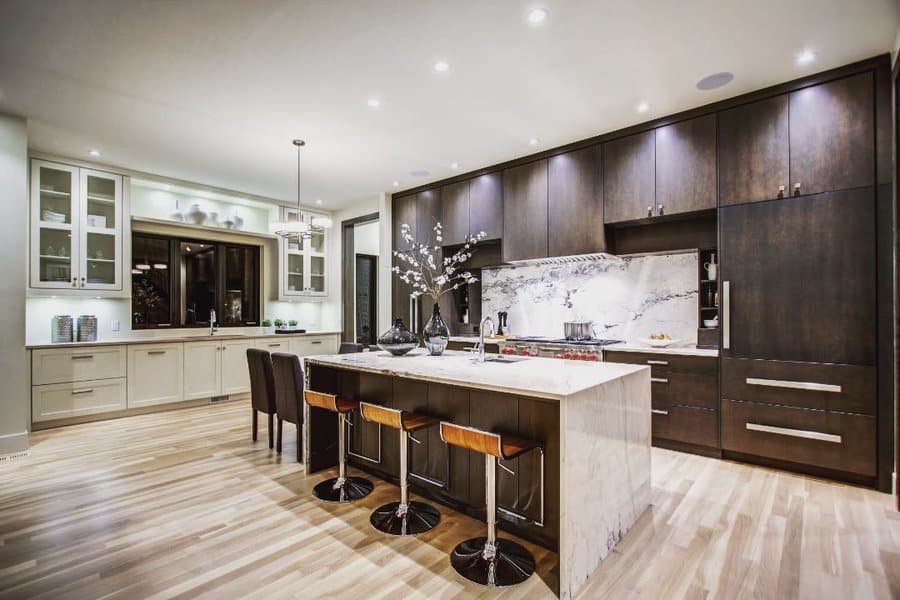 modern kitchen with marble backsplash
