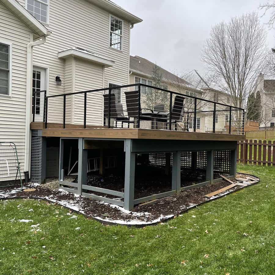 Cable deck railing