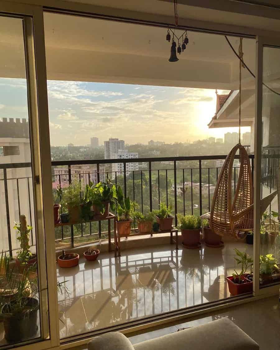 Minimalist design in apartment balcony