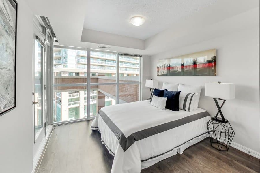 Minimalist Apartment Bedroom Ideas opulencestaging