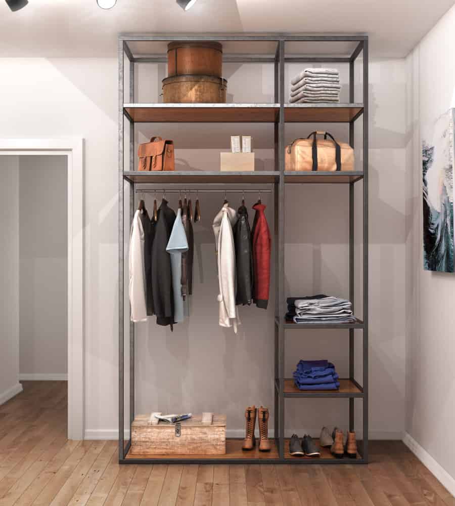 Walk in closet