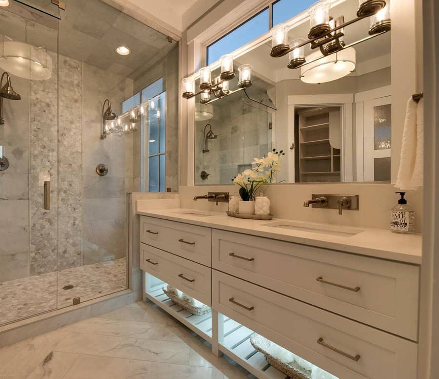 45 Bathroom Lighting Ideas to Brighten Up Your Space - Trendey