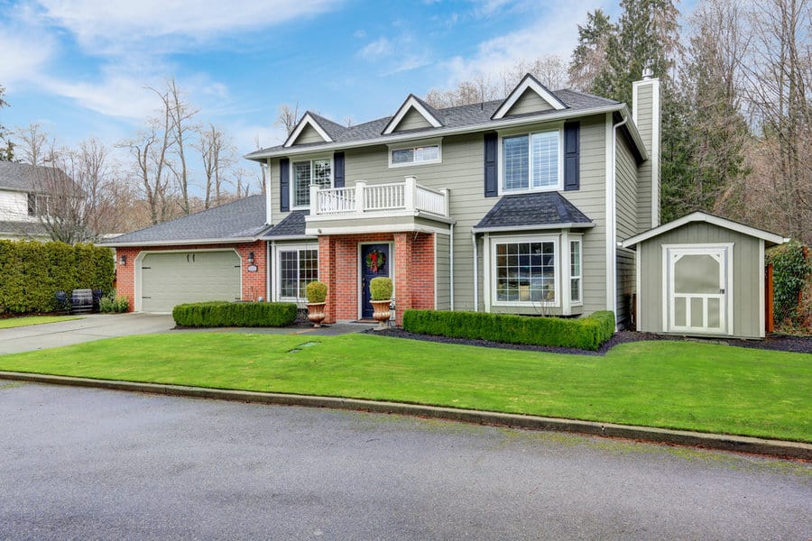 Modern colonial style house