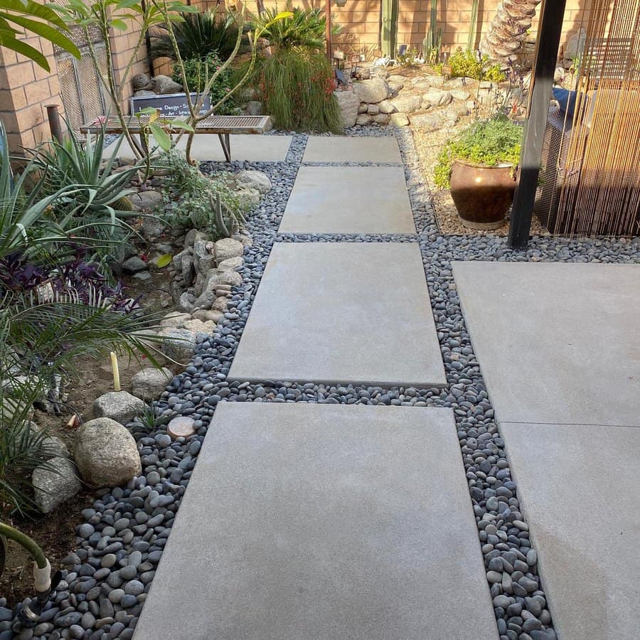 Pebbles with pavers