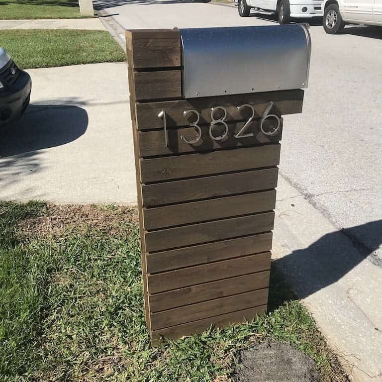 wood pallet mailbox