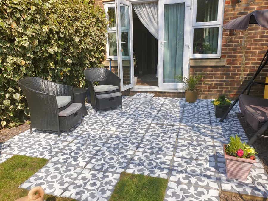 Mosaic Patio Floor Ideas thestencilstudio