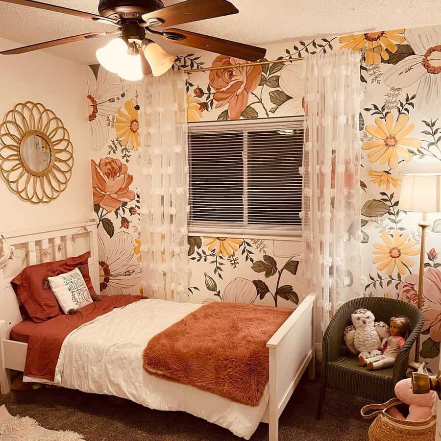 Decorative mural bedroom paint