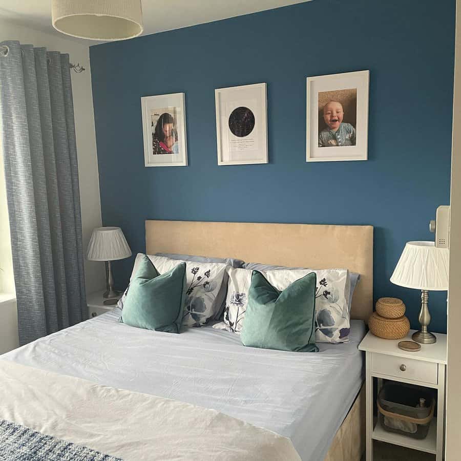 Blue bedroom paint