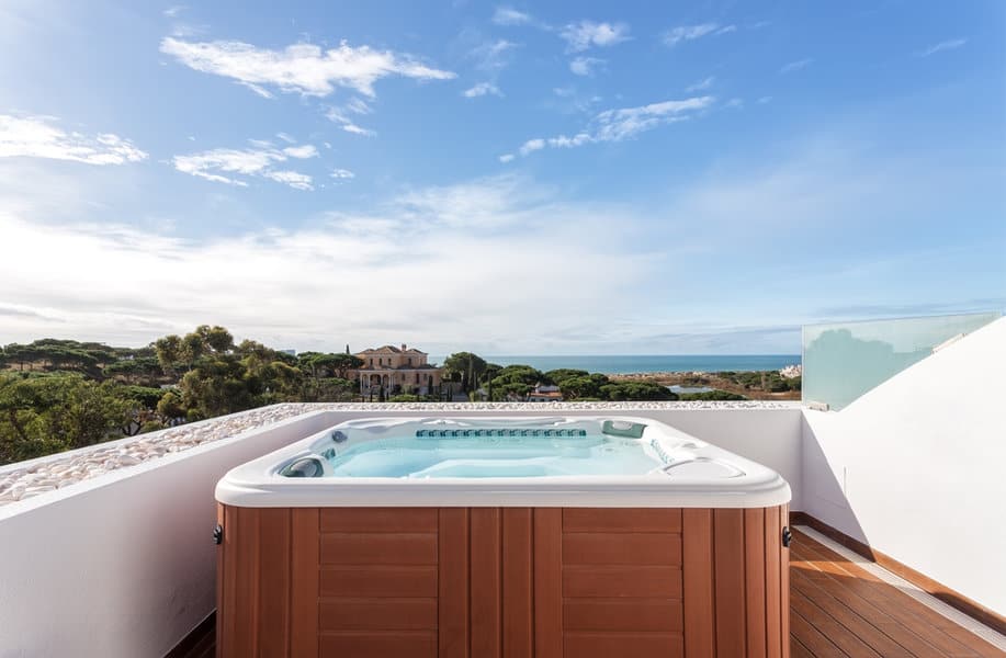 rooftop hot tub deck