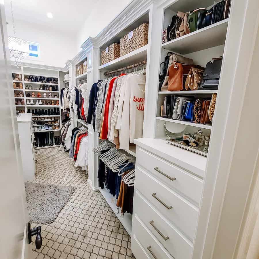 Closet with basket organizers