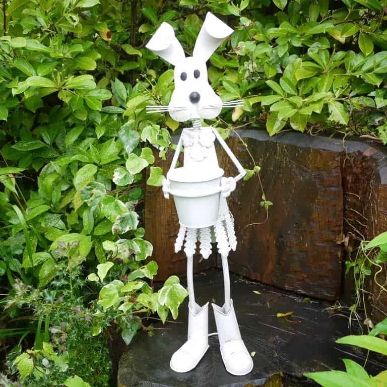 DIY garden statue