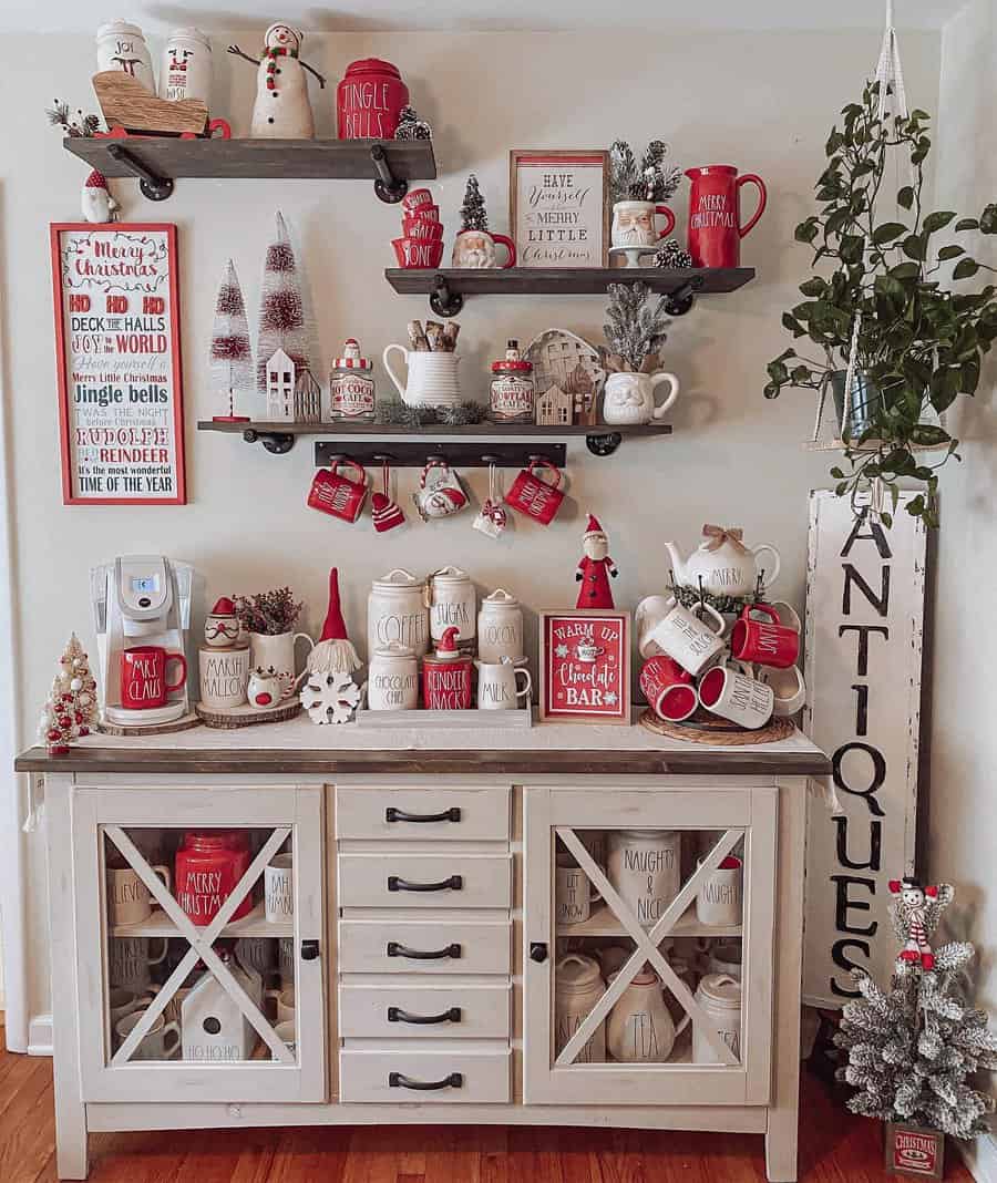 Recycled pallet wood as coffee mug storage 