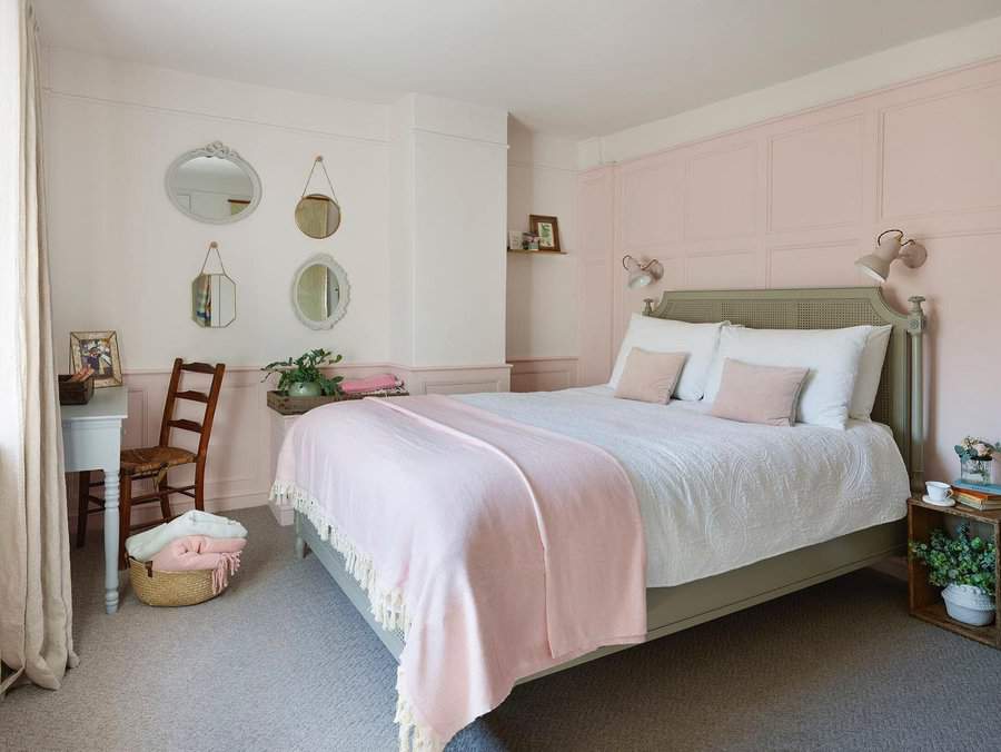 Pastel pink bedroom paint